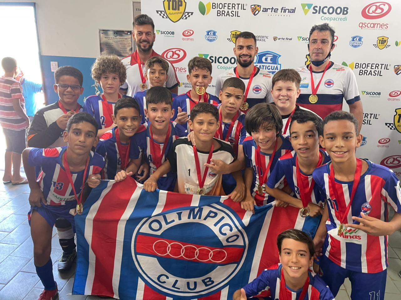 Sub-11 e Sub-13 do Alviverde vencem União Mogi na rodada final da